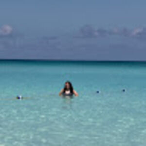 Meet your Posher, Sophia